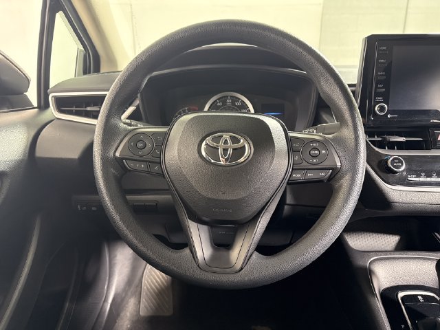Used 2022 Toyota Corolla LE FWD image 23