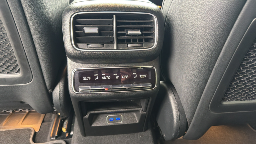 Used 2025 Mercedes-Benz GLS 450 4MATIC image 20