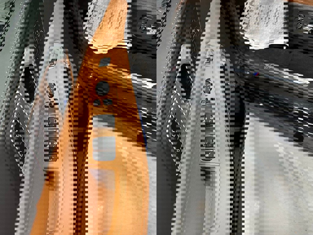 Used 2026 BMW X5 xDrive50e image 9