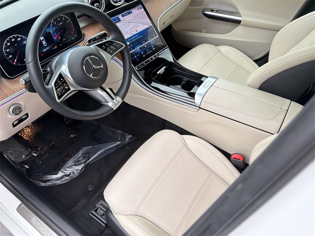 Used 2023 Mercedes-Benz C 300 Sedan image 15