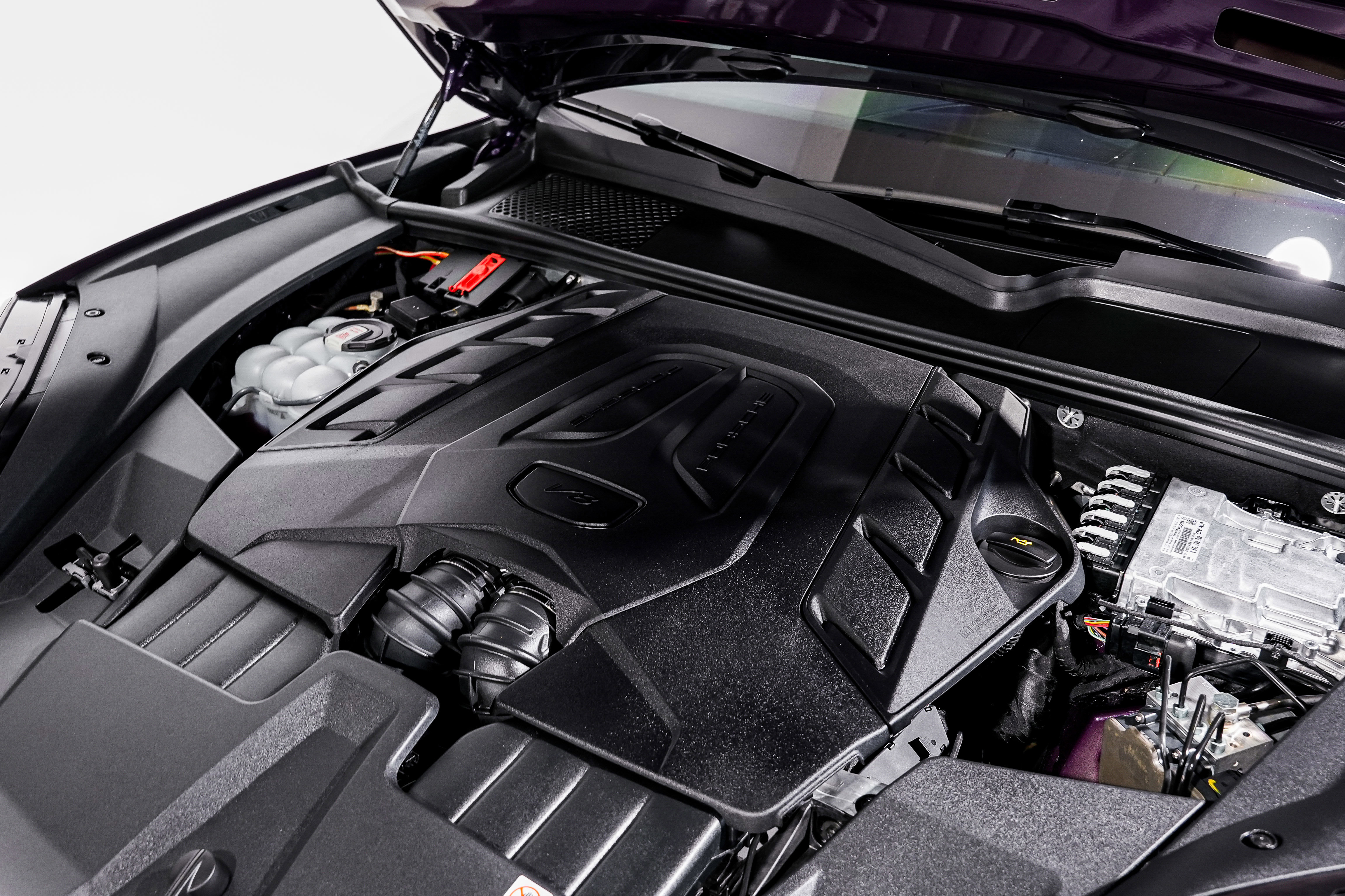 Used 2024 Porsche Cayenne S image 52