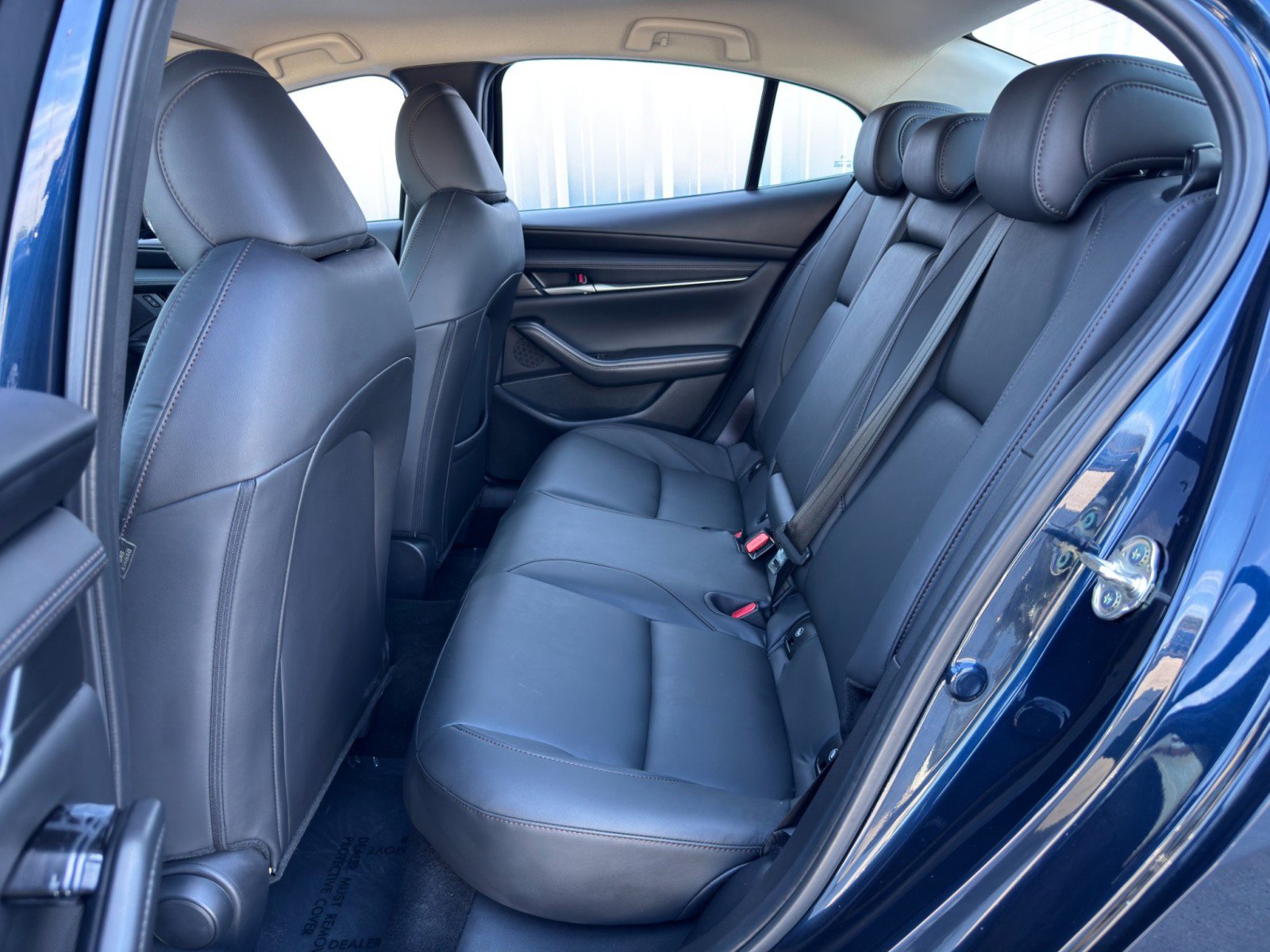 Used 2025 MAZDA MAZDA3 s image 37