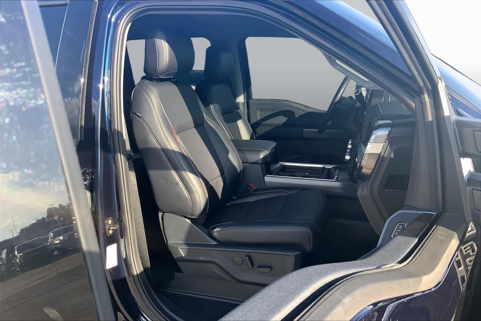 Certified 2025 Ford F250 Lariat w/ Lariat Ultimate Package AWD/4WD image 9