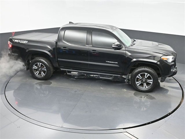 Used 2017 Toyota Tacoma SR5 image 34