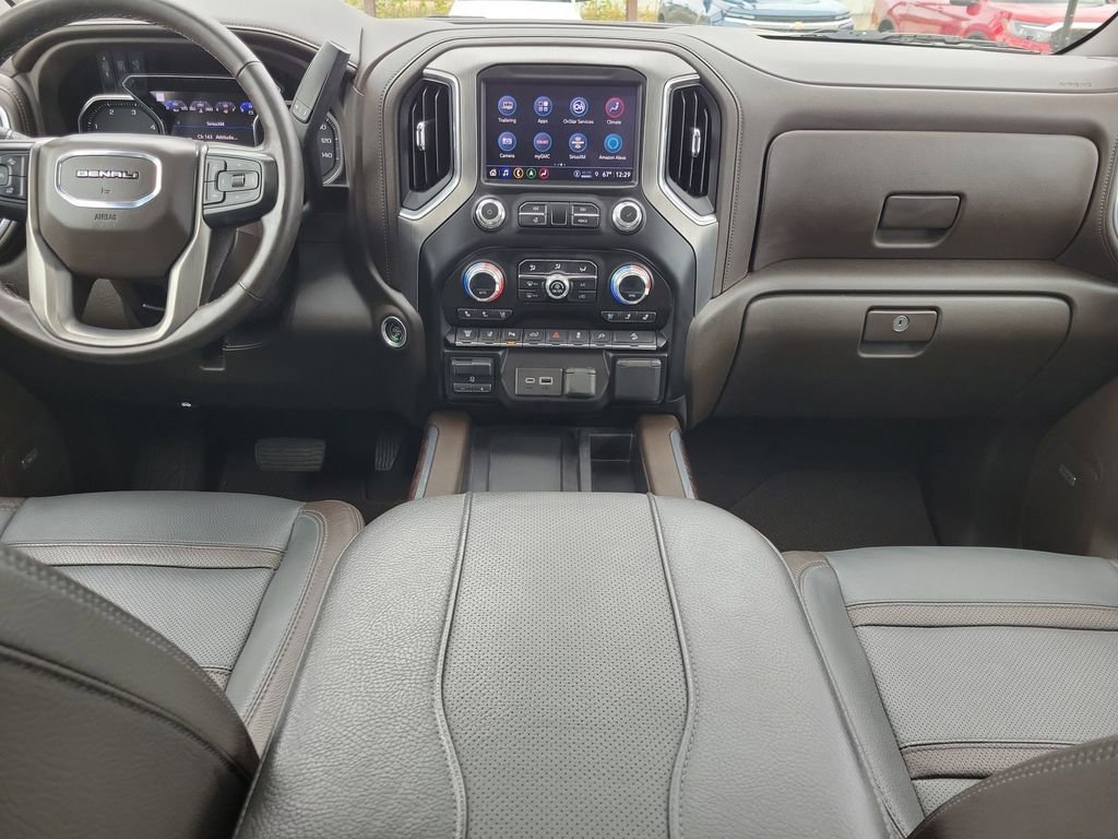 Used 2023 GMC Sierra 2500 Denali w/ Denali Ultimate Package AWD/4WD image 16