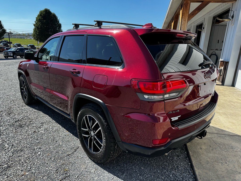 Used 2017 Jeep Grand Cherokee Trailhawk image 5