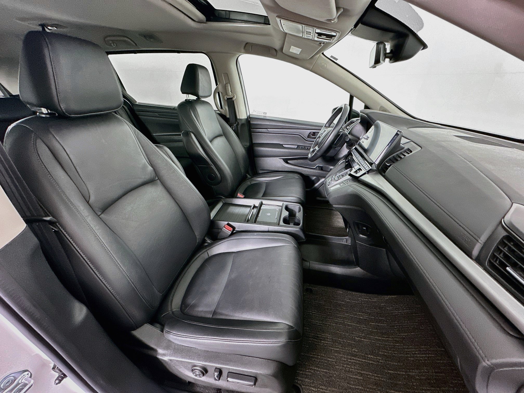 Used 2025 Honda Odyssey EX-L image 31
