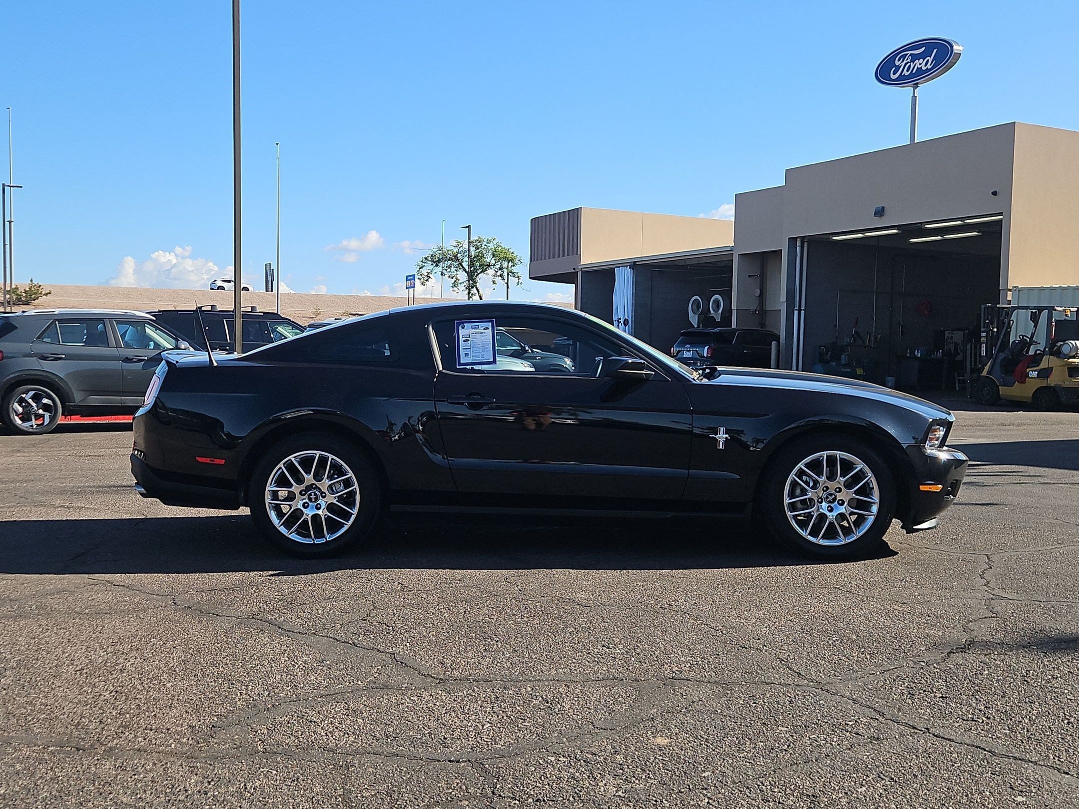 Used 2012 Ford Mustang Premium RWD image 4