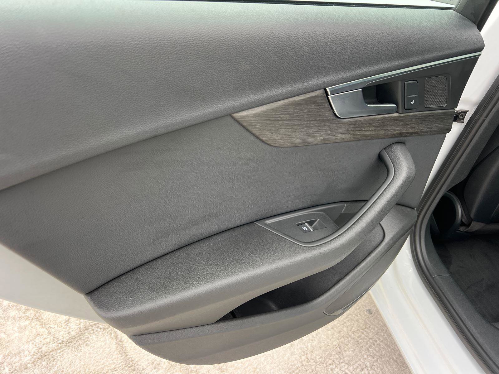 Used 2019 Audi A4 2.0T Premium image 21