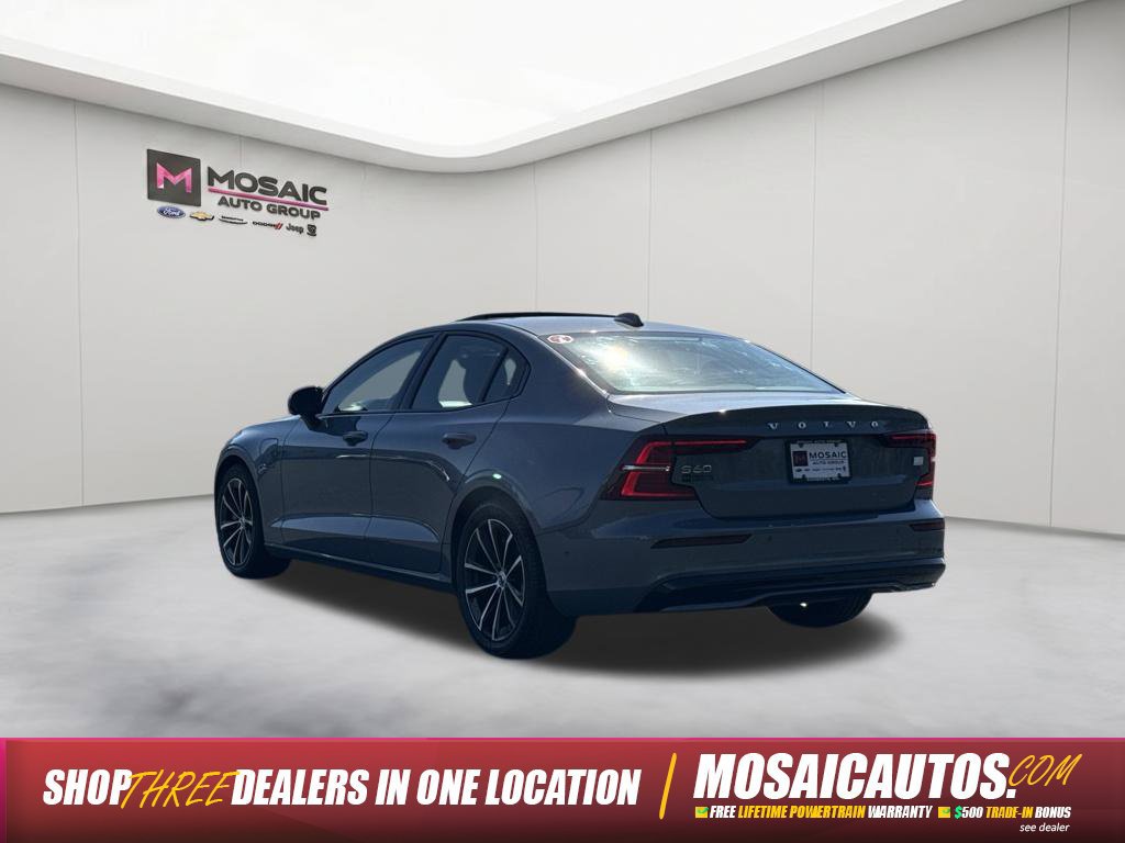 Used 2023 Volvo S60 T8 Plus AWD/4WD image 5