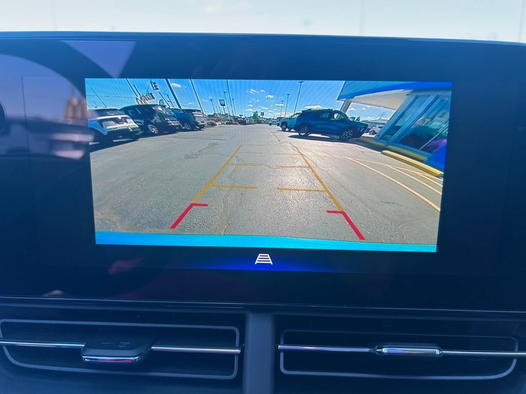 New 2026 Chevrolet Trax LT w/ Driver Confidence Package image 19