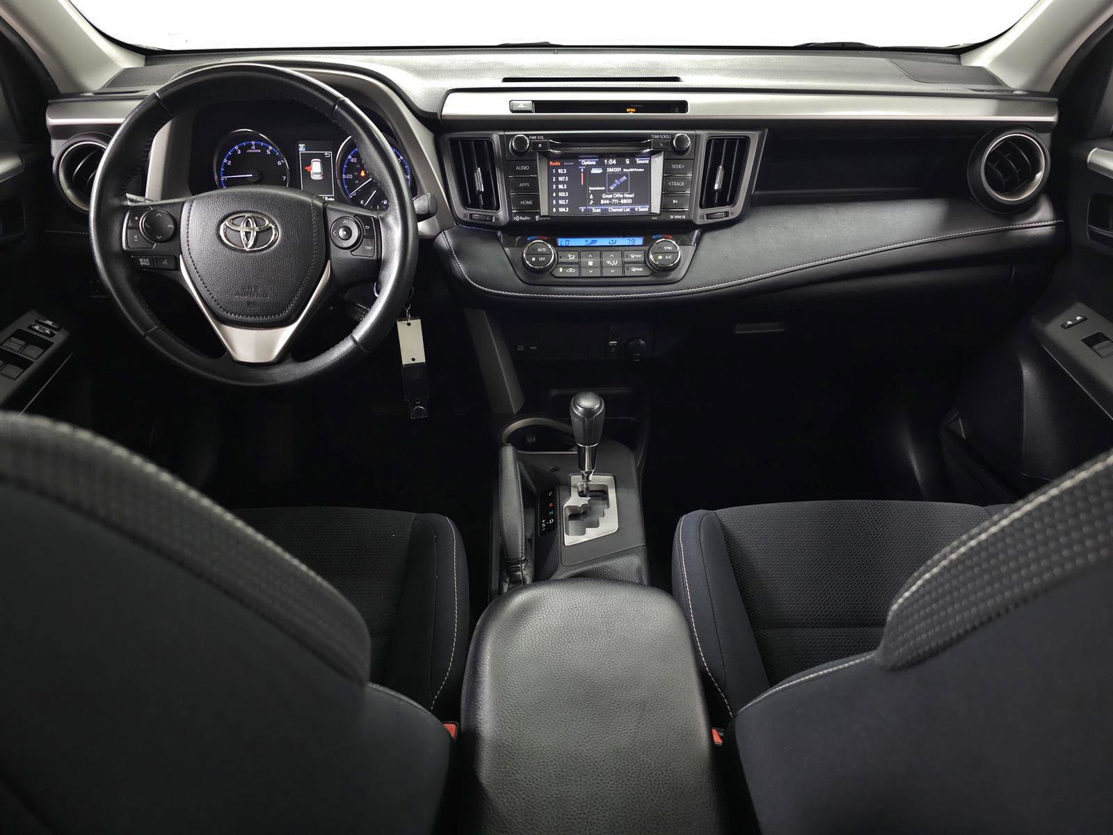 Used 2016 Toyota RAV4 XLE AWD/4WD image 11
