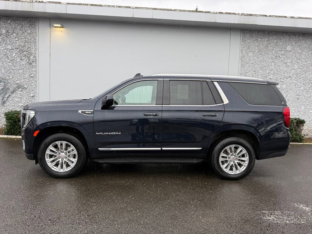 Used 2024 GMC Yukon SLT image 2