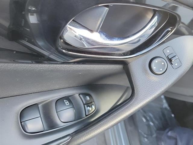 Used 2019 Nissan Rogue Sport SV w/ Technology Package FWD image 22