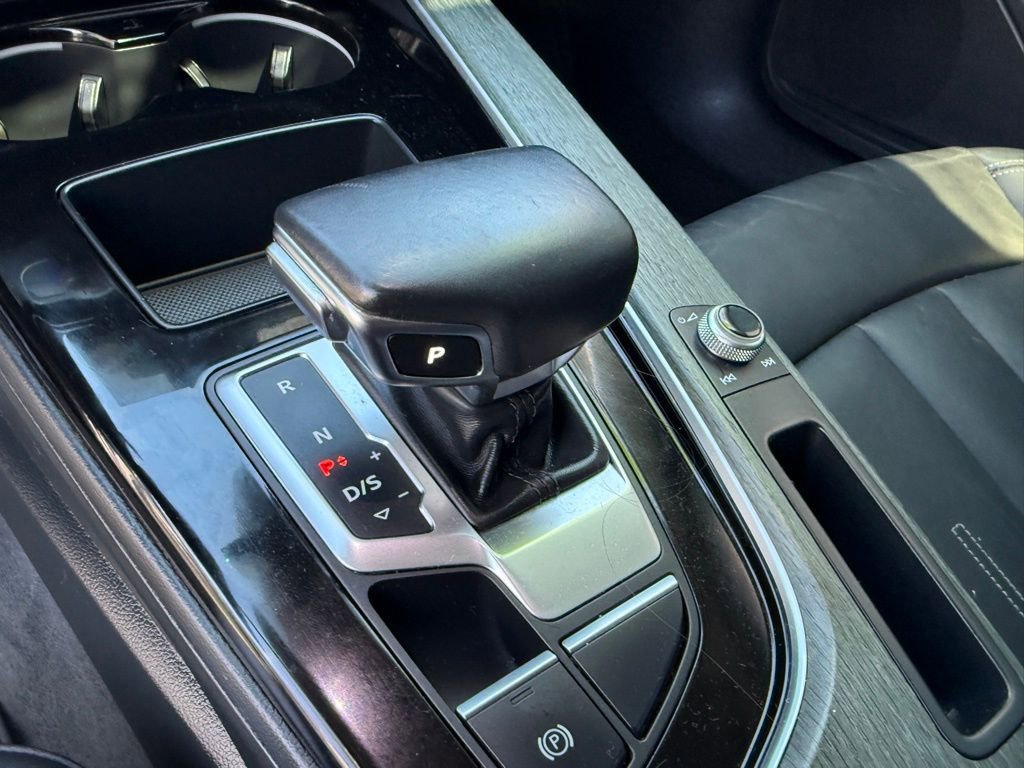 Used 2020 Audi A4 2.0T Premium w/ Convenience Package image 19