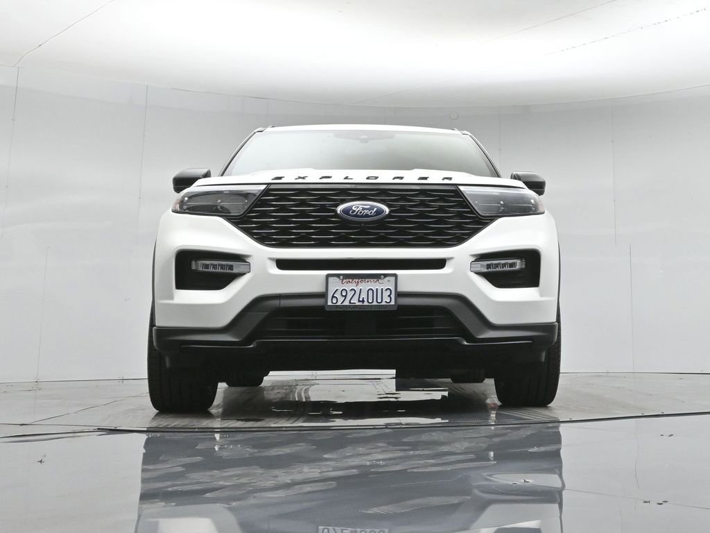 Used 2023 Ford Explorer ST-Line w/ Class IV Trailer Tow Package image 48