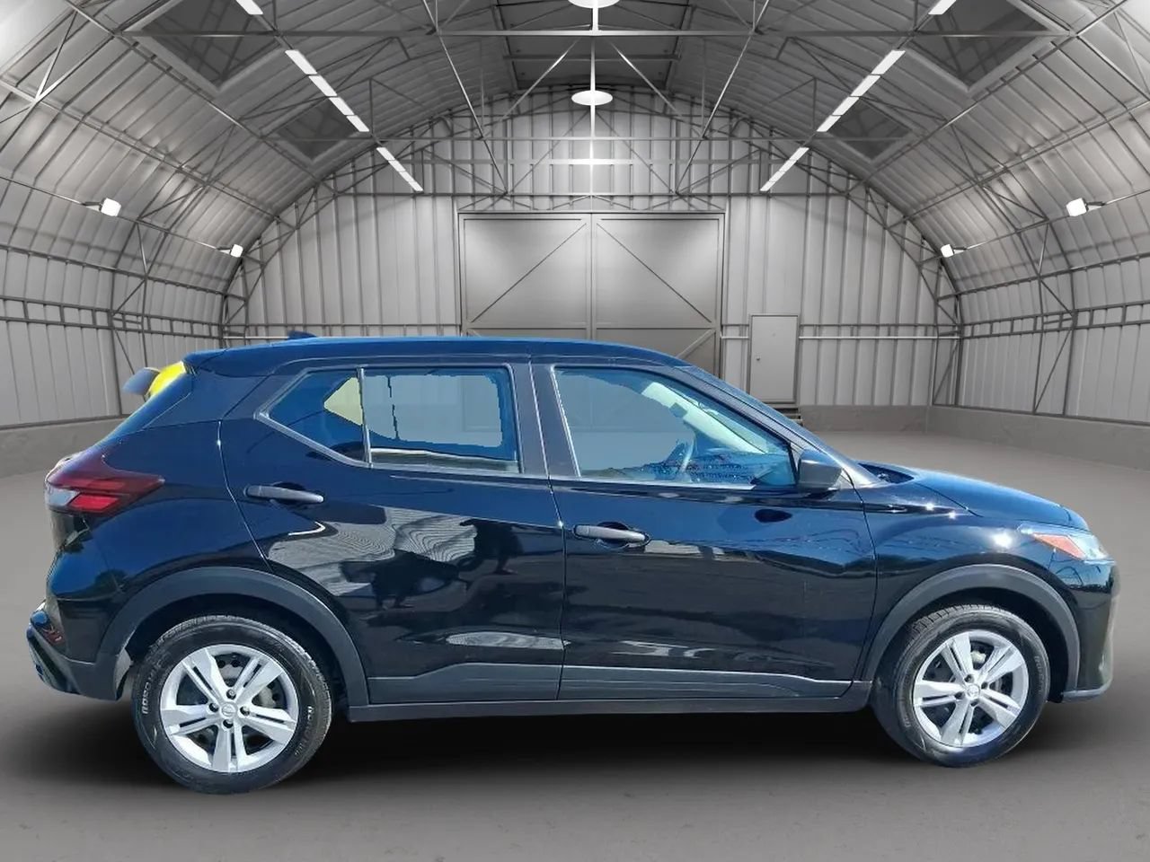 Used 2024 Nissan Kicks S FWD image 7