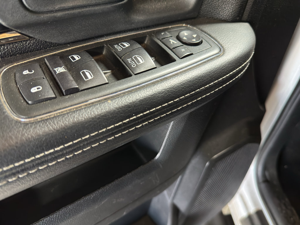 Used 2015 RAM 1500 Sport w/ Sport Premium Group AWD/4WD image 14