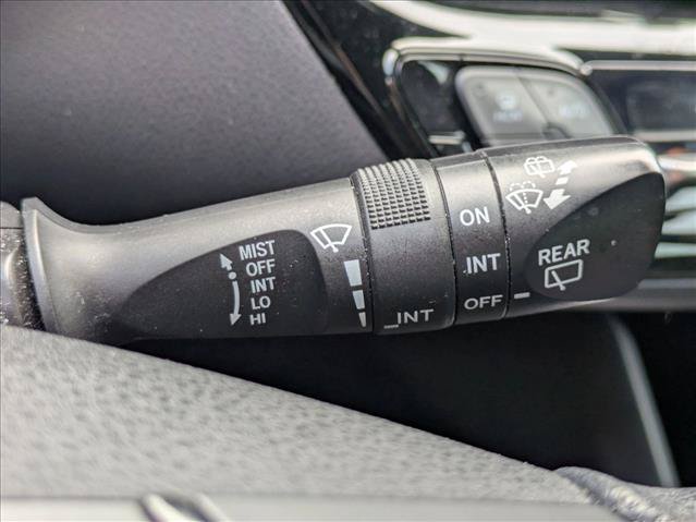 Used 2019 Toyota C-HR LE FWD image 9