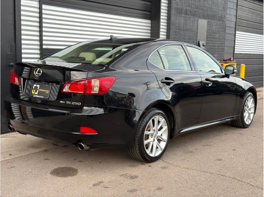 Used 2012 Lexus IS 250 AWD w/ Premium Pkg Value Edition image 3