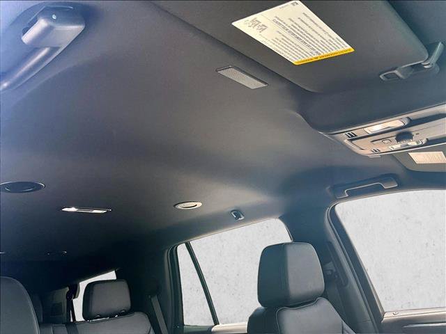 Used 2025 Chevrolet Tahoe LT RWD image 17