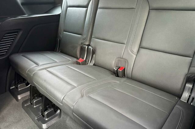 Used 2022 Chevrolet Tahoe Z71 w/ Luxury Package image 12