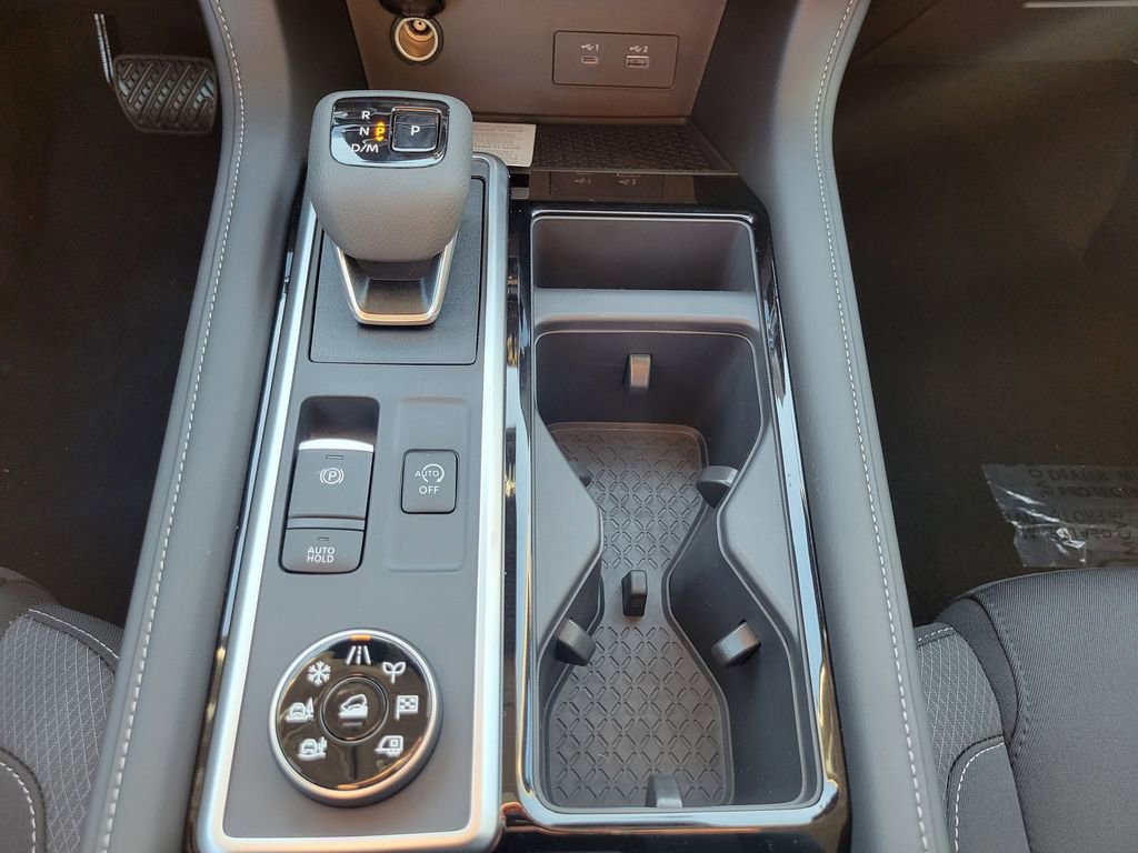 New 2025 Nissan Pathfinder SV image 19