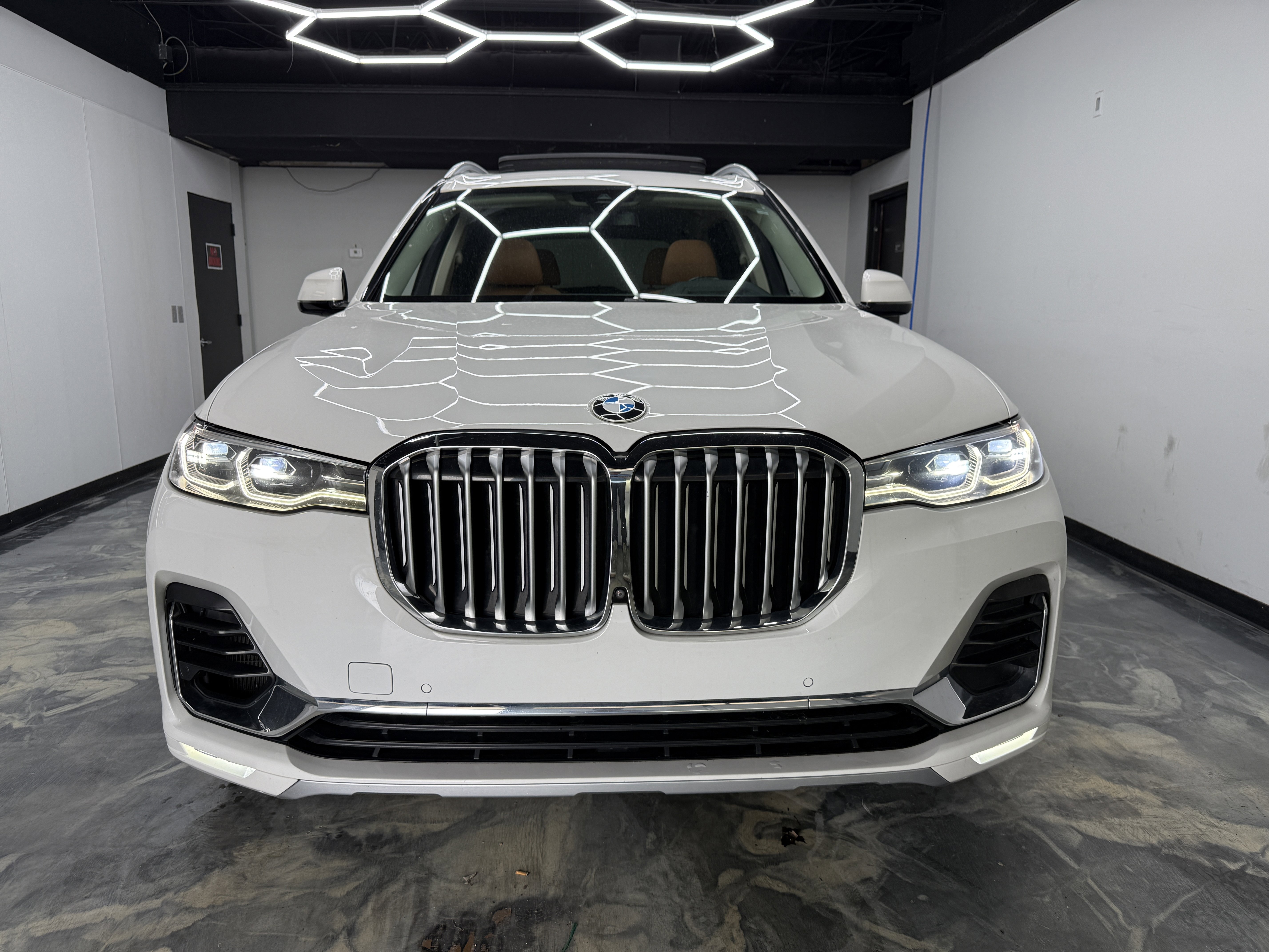 Used 2020 BMW X7 xDrive40i w/ Premium Package image 7
