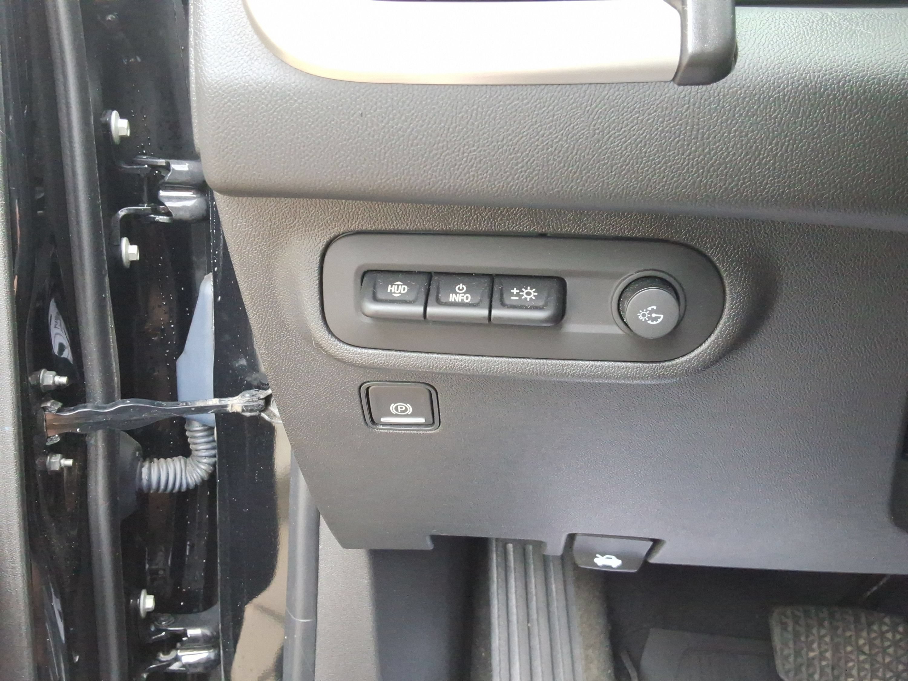 Used 2023 GMC Terrain Denali w/ LPO, Floor Liner Package AWD/4WD image 20