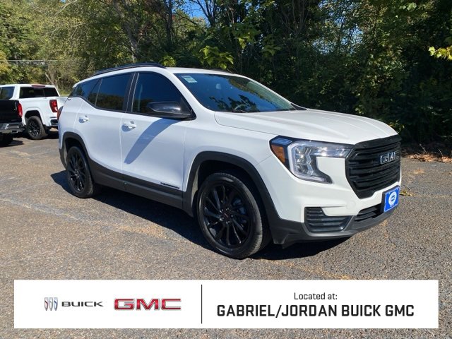 Used 2023 GMC Terrain SLE w/ Driver Convenience Package
