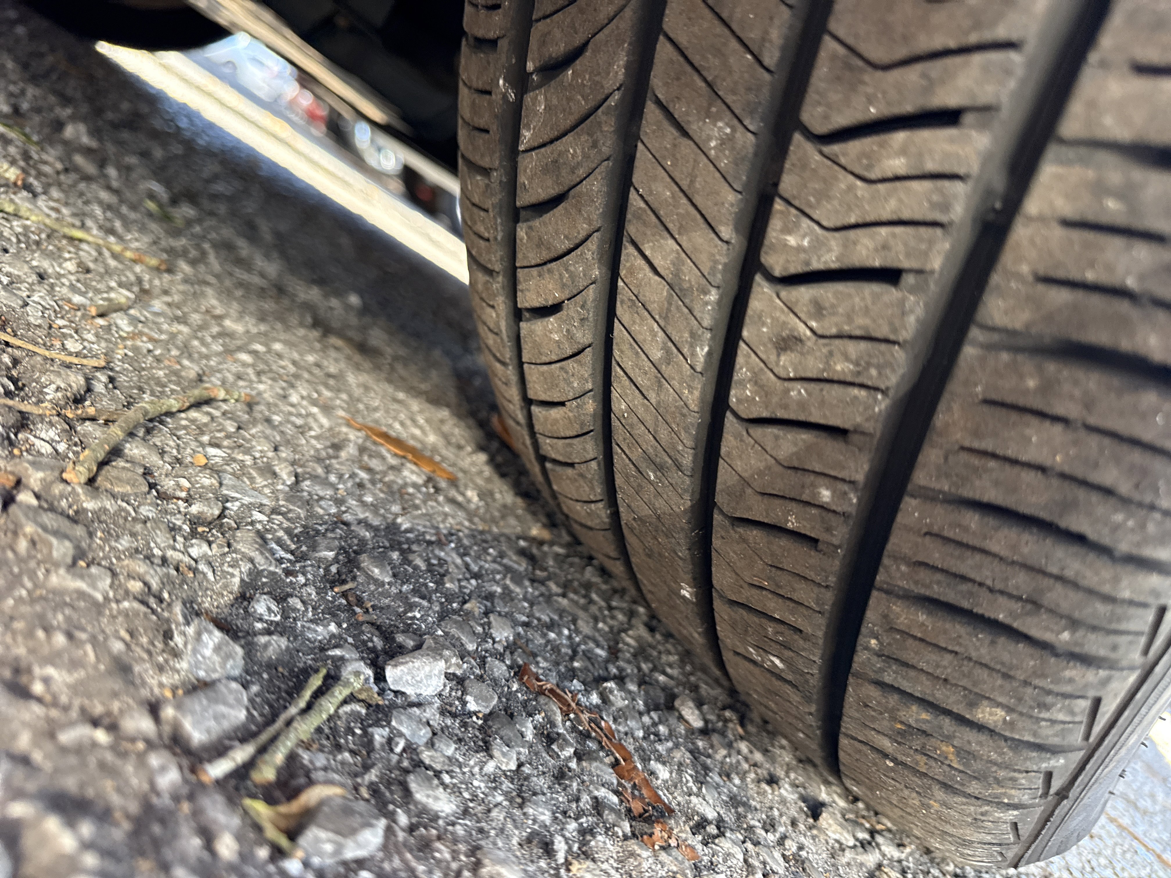 Used 2016 Lexus GS 200t image 38