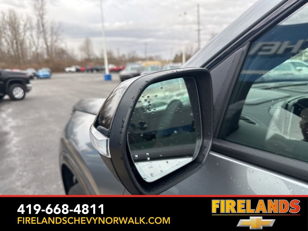 New 2026 Chevrolet Traverse RS w/ LPO, Floor Liner Package image 33