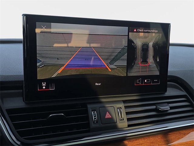 Used 2023 Audi Q5 e Premium Plus w/ Premium Plus Package image 26