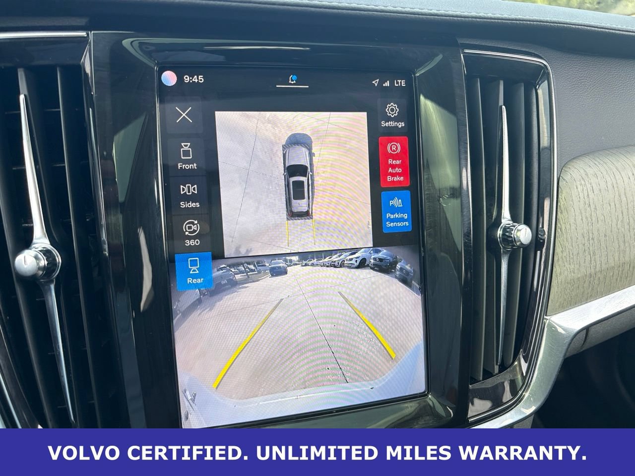 Certified 2025 Volvo V90 B6 Cross Country Ultra AWD/4WD image 21