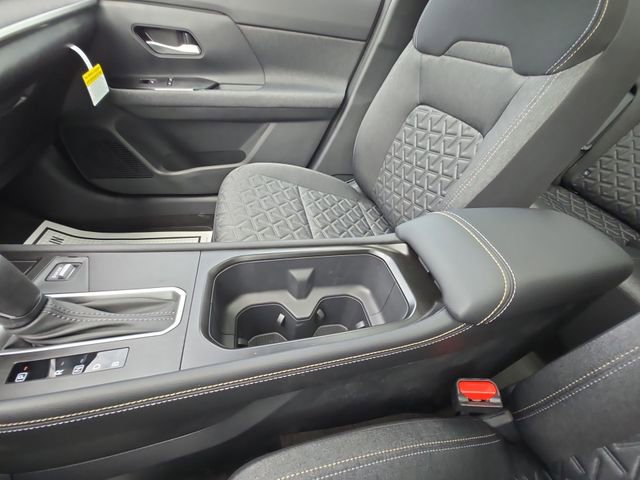 New 2026 Nissan Kicks SV w/ SV Premium Package image 21