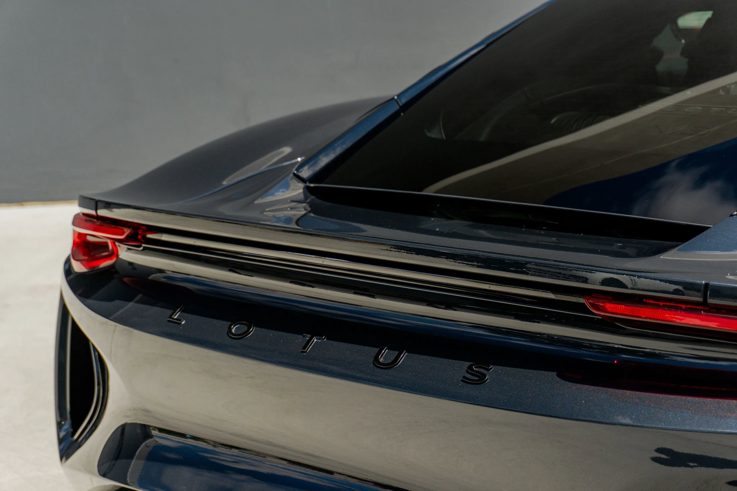 Used 2024 Lotus Emira First Edition image 38