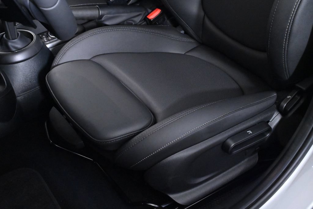 Certified 2024 MINI Cooper S FWD image 24