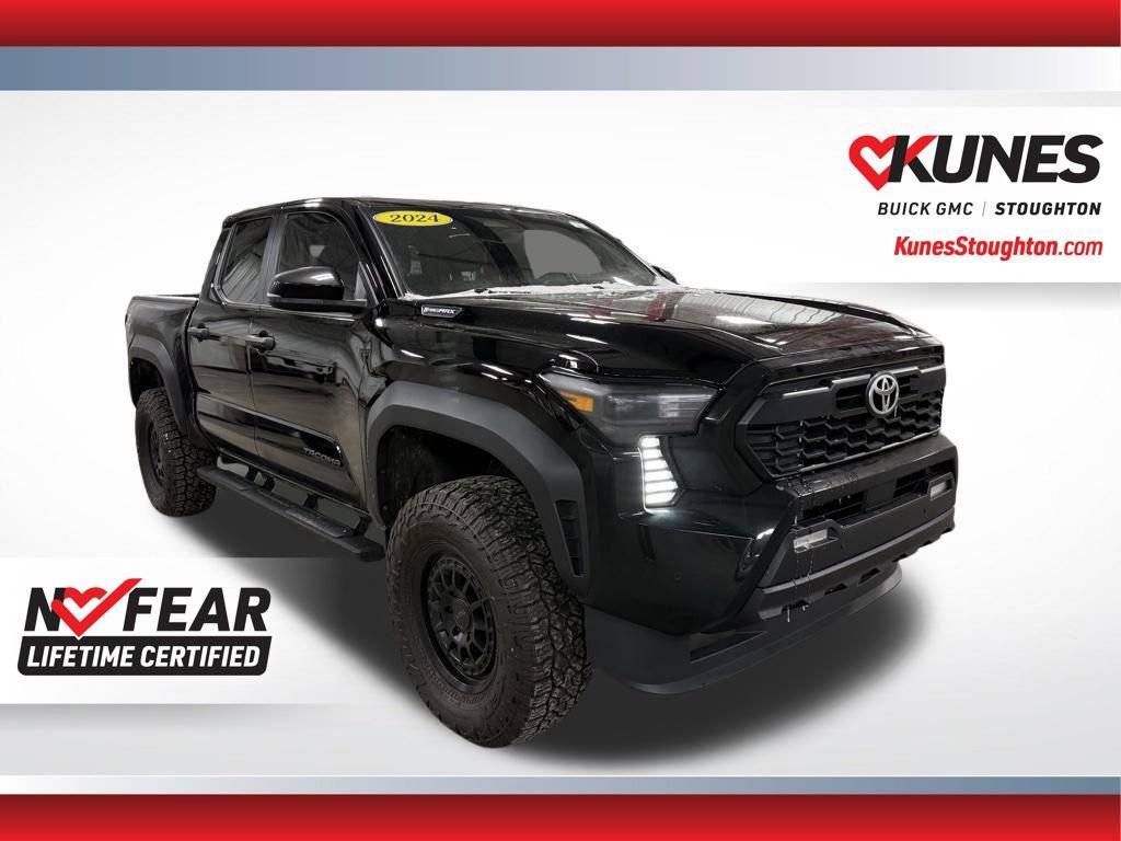 Used 2024 Toyota Tacoma TRD Off-Road image 4