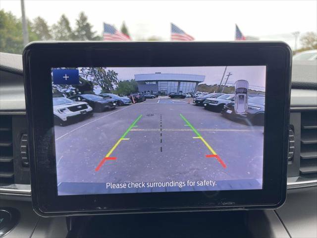 Used 2023 Ford Explorer XLT w/ Equipment Group 202A image 26