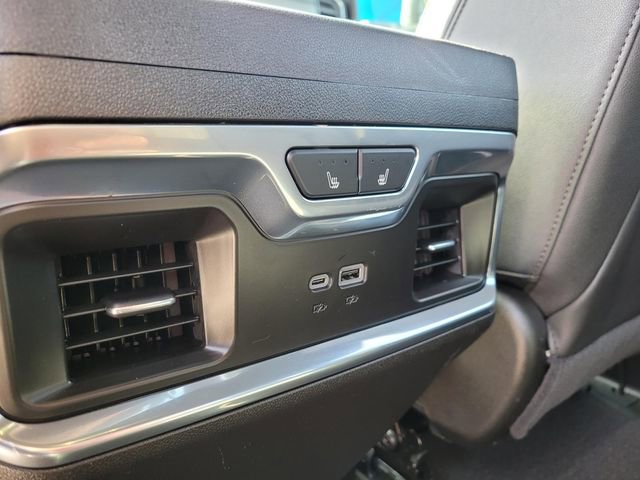 Used 2025 Chevrolet Silverado 2500 High Country w/ Midnight Edition image 14