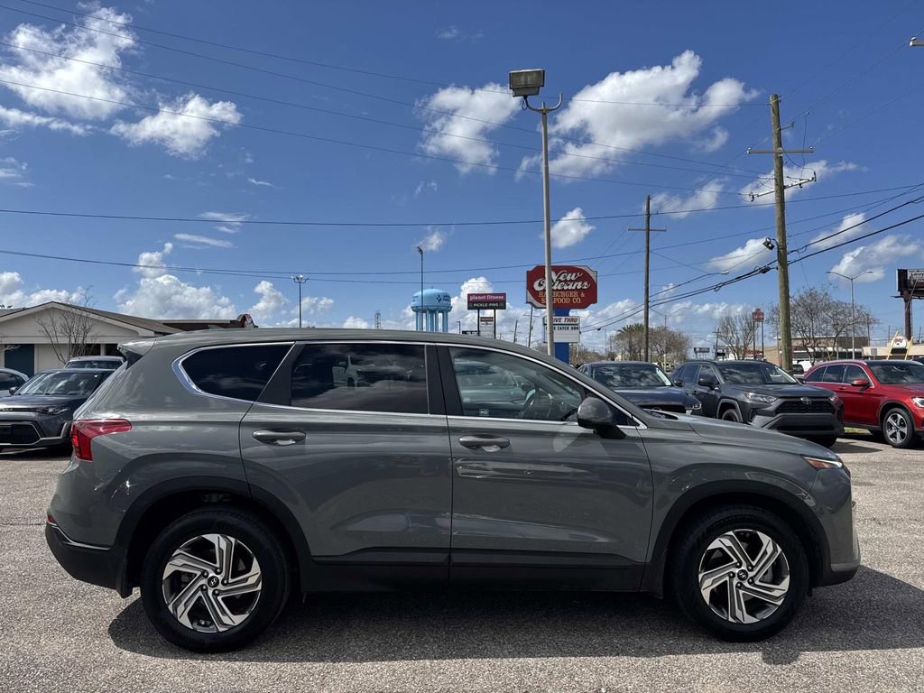Used 2021 Hyundai Santa Fe SE image 10