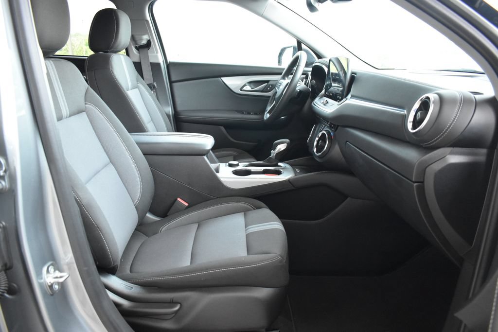 New 2026 Chevrolet Blazer LT w/ Convenience Package FWD image 4