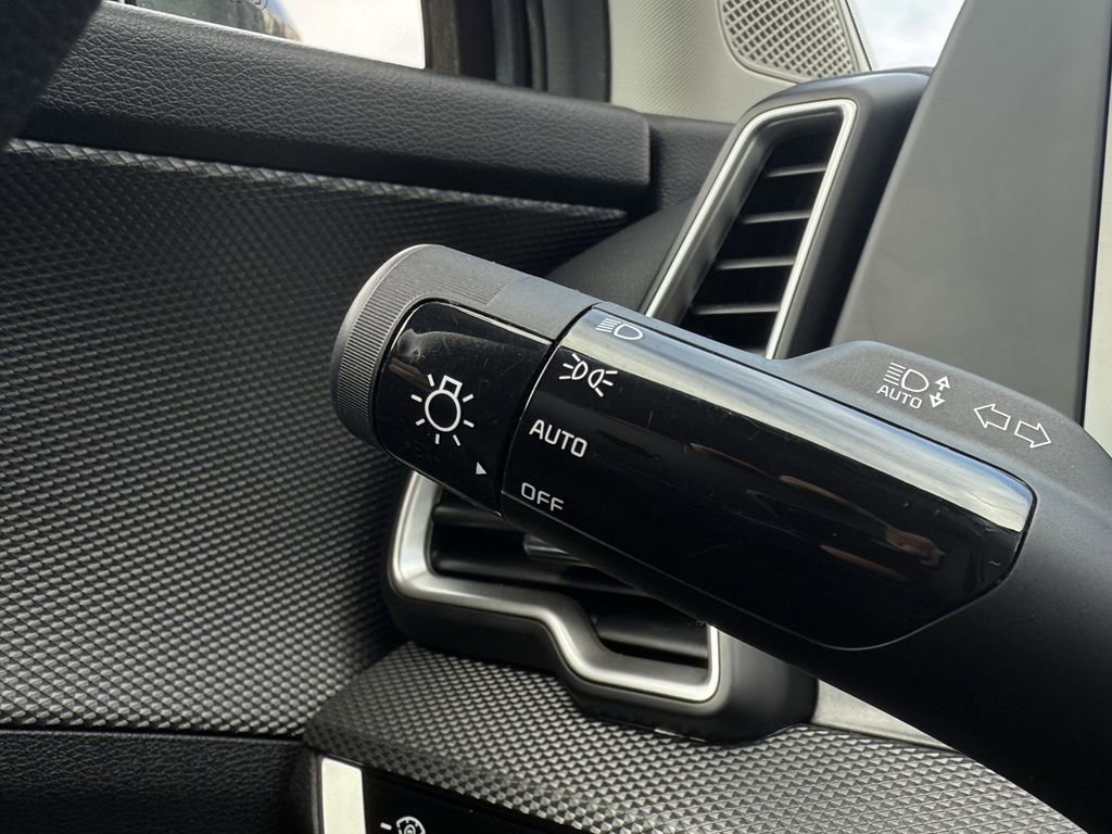 Used 2024 Kia Sportage LX image 16