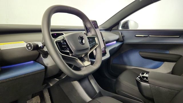 New 2026 Volvo EX30 Plus w/ Climate Package AWD/4WD image 14