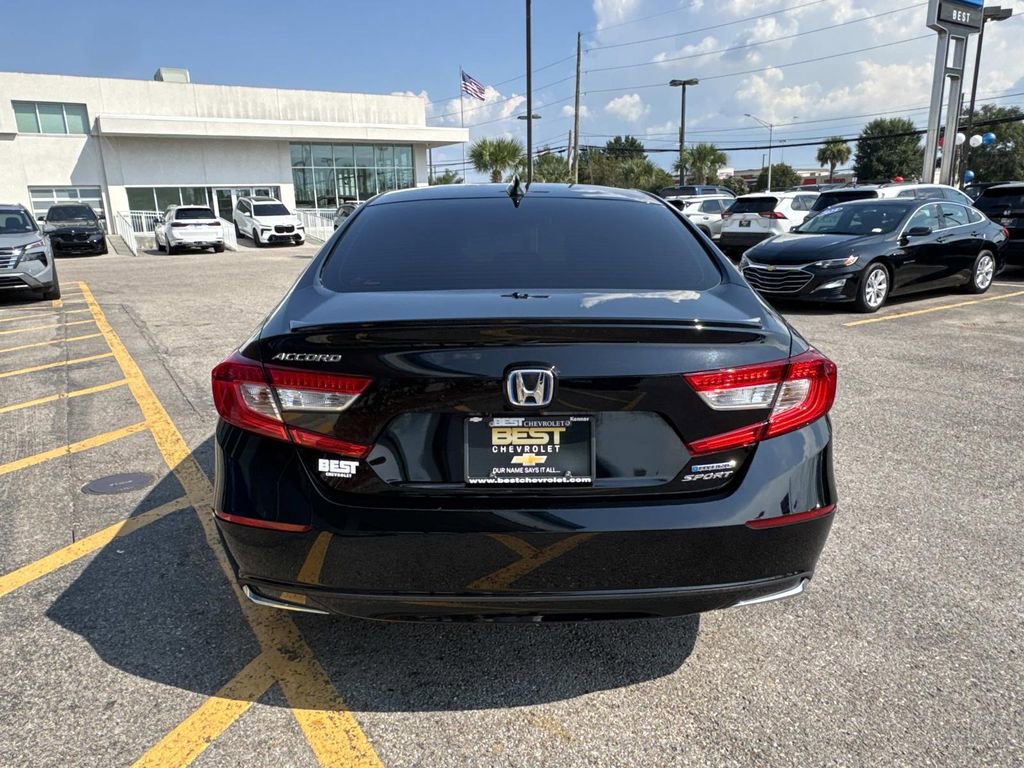 Used 2022 Honda Accord Sport image 7