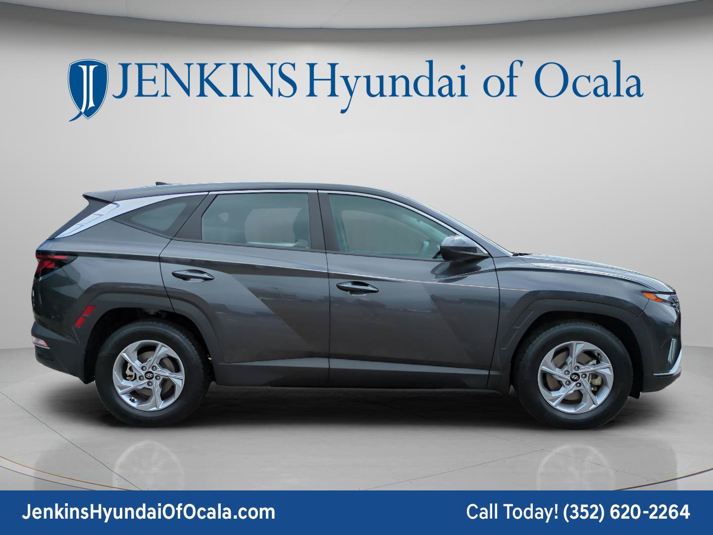Certified 2024 Hyundai Tucson SE FWD image 2