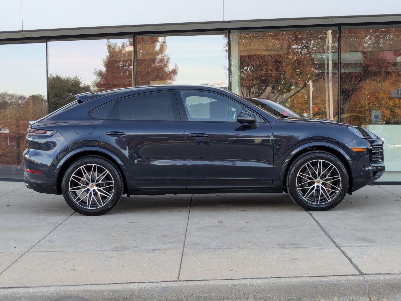 New 2026 Porsche Cayenne Coupe image 8