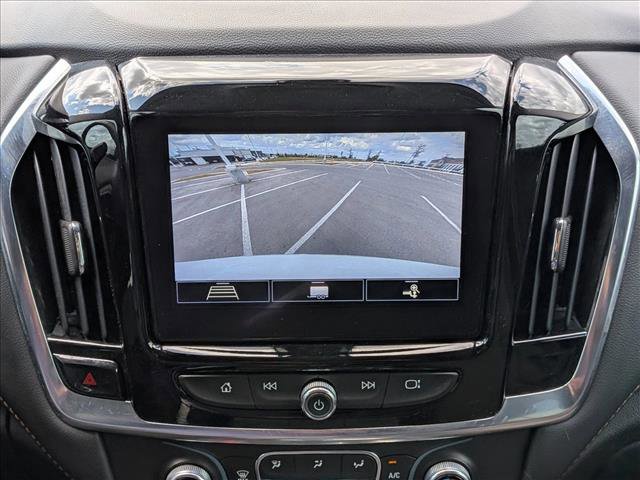 Used 2021 Chevrolet Traverse LT image 13