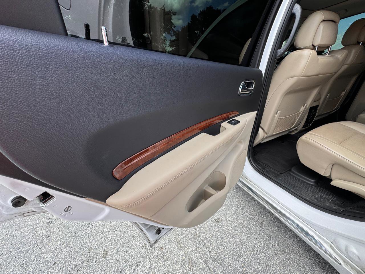 Used 2017 Dodge Durango Citadel w/ Technology Group image 16