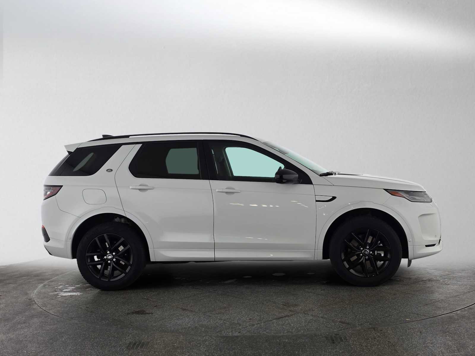Used 2025 Land Rover Discovery Sport S AWD/4WD image 6